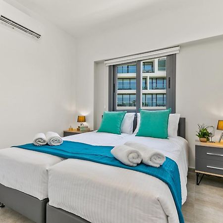 Dreamy 2 Bed Apartment By The Sea Paphos Exterior photo
