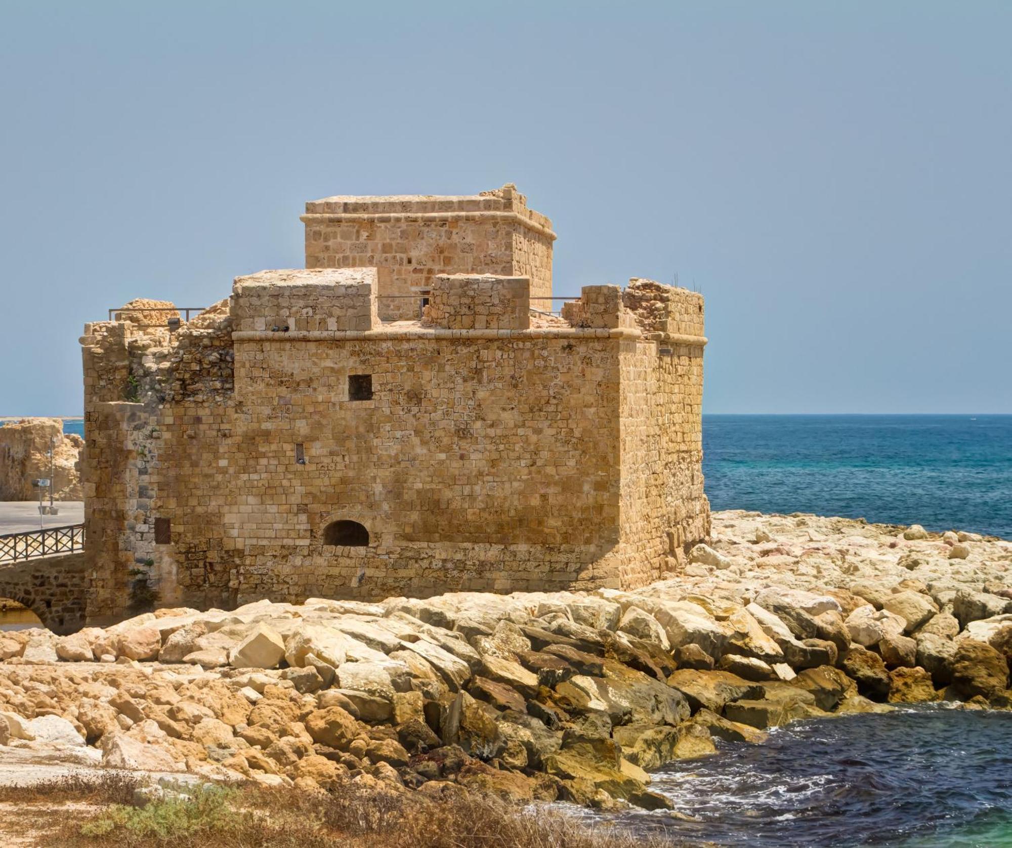 Dreamy 2 Bed Apartment By The Sea Paphos Exterior photo